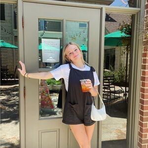 Meet your Posher, Abby